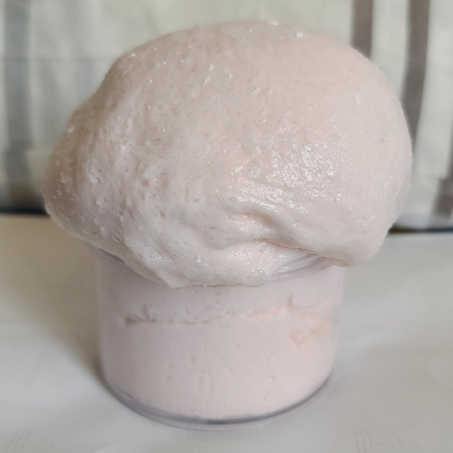 Peachy Snow fizz